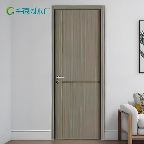 Звукоизоляция распашной двери спальни дома