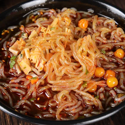 Wholesale Hot-Selling Low Carb Instant Noodles: Konjac Noodles with Hot and Sour Flavor as Meal Replacement