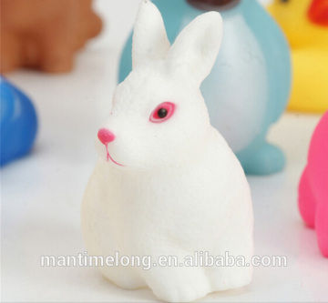 Lovely Animals Toys Squeeze Sound for Baby Bath Bathing Play