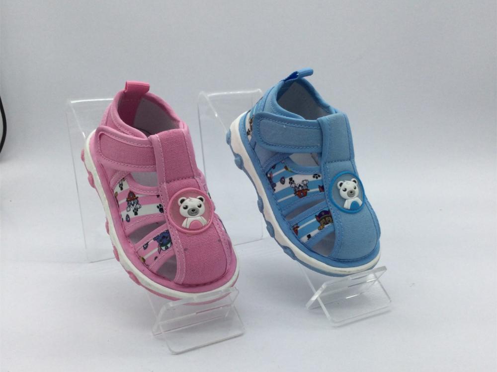 new style boy girl sandal with whistle