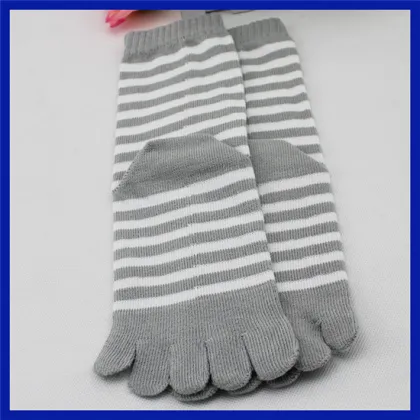 Yhao branded socks wholesale five finger seperate socks cotton high tube socks
