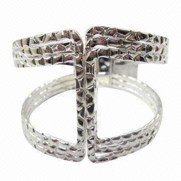 Silver-plated Alloy Metal Bangle, OEM/ODM Orders are Welcome