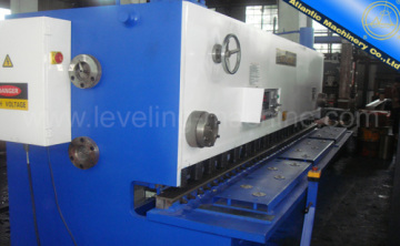 Cnc Shearing Machine With 8x3200 