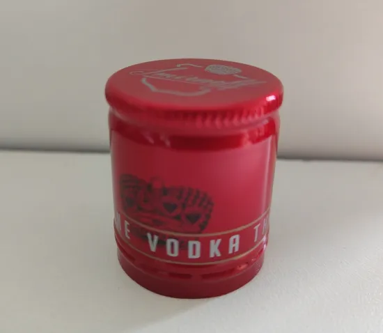 Embossed aluminum BVS liquor whiskey glass bottle