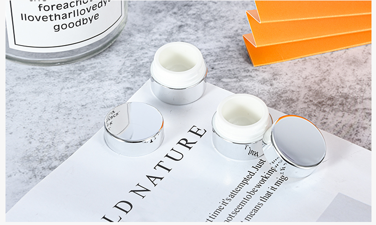 Mini Eye Cream Sample Jar