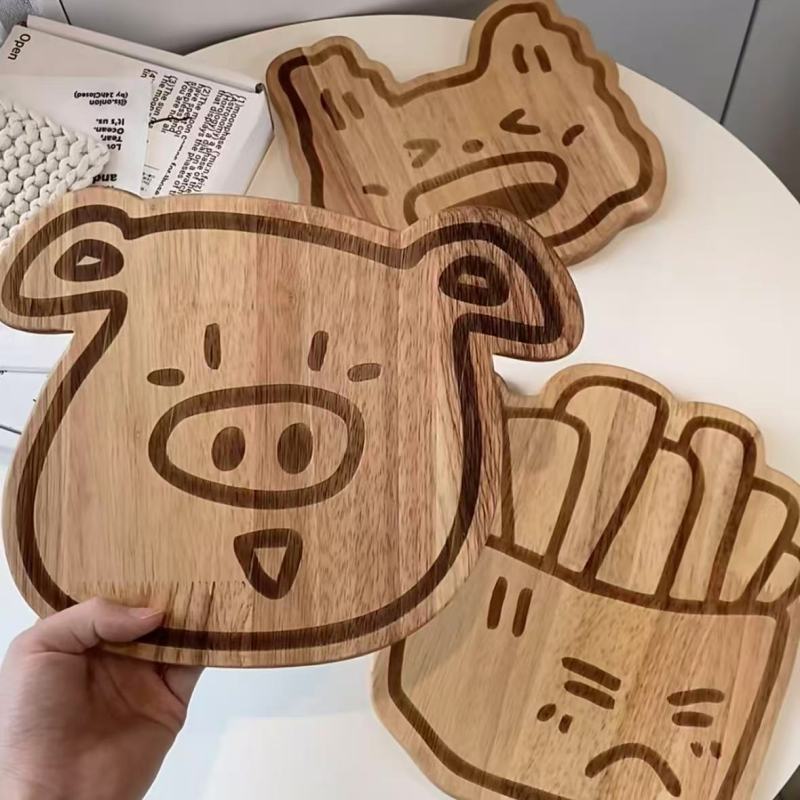 Stylish Anime-Themed Dinnerware Collection