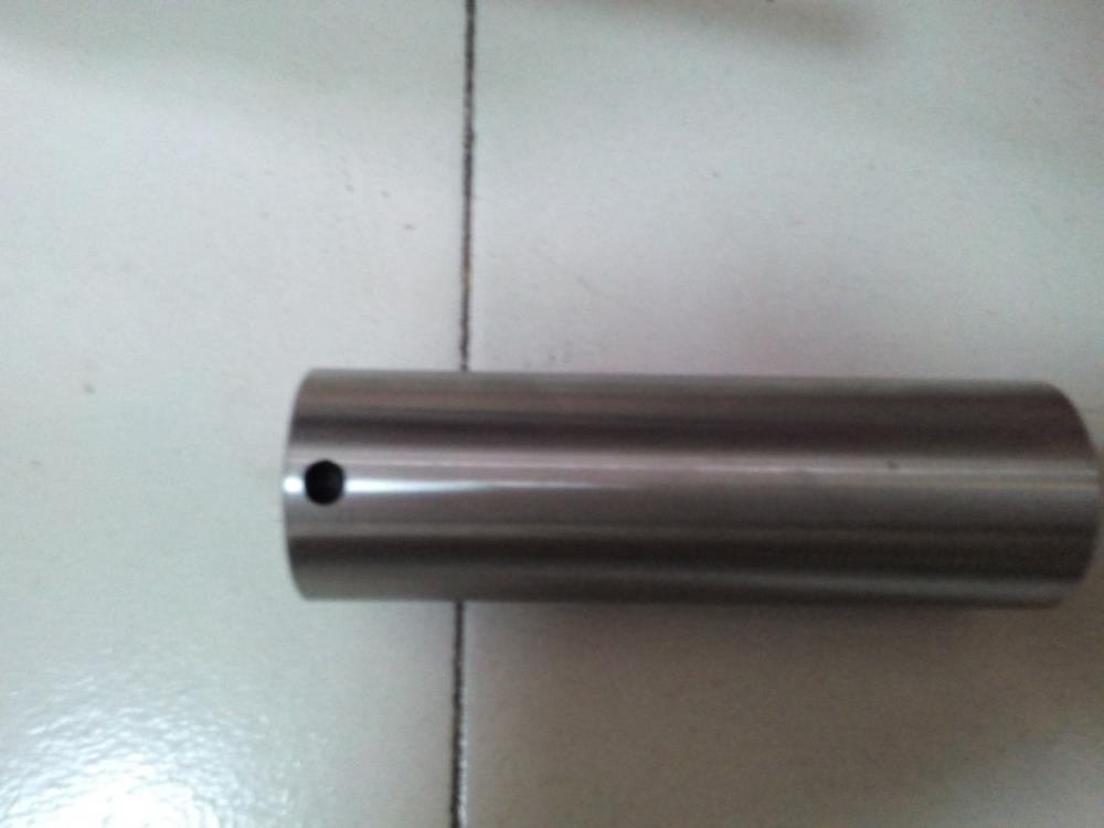 16Y-15-00031  planetary gear shaft for SD16 bulldozer