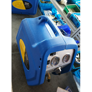 Portable commercial refrigerant recovery machine