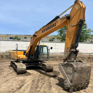 Used Hyundai R215LC-7 21 Ton Excavator - Korea Original Hydraulic Crawler Digger