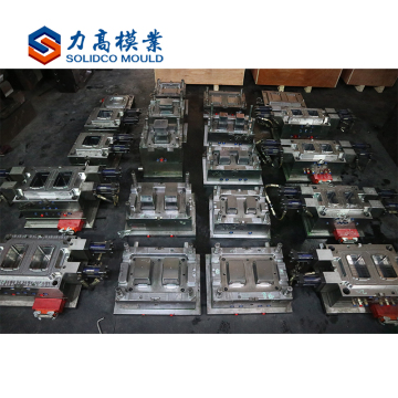 Plastic container plastic container mould