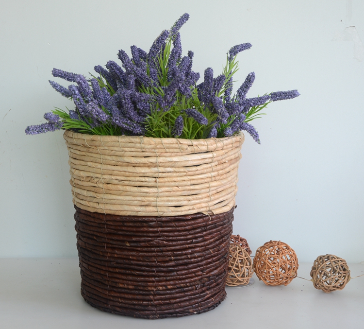 Round two-tone maize rope handicraft basket-4 Round two-tone maize rope handicraft basket-4