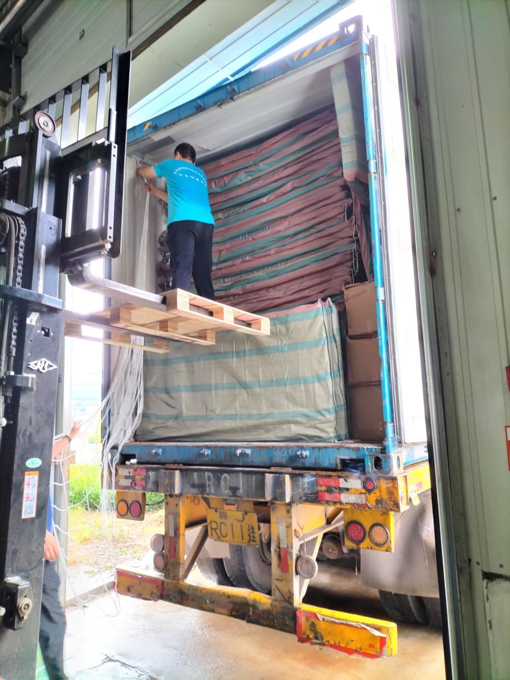 Loading 2