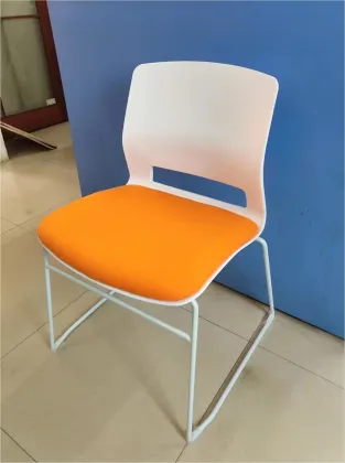 Conference Chair Plastic Office Chair One-Piece Molding Training Chair