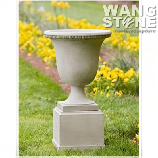 Delicate Flower Pot Casting Stone Planter