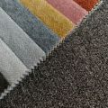 Tissu chenille intérieur durable.