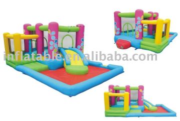 Inflatable bouncer with ball pool