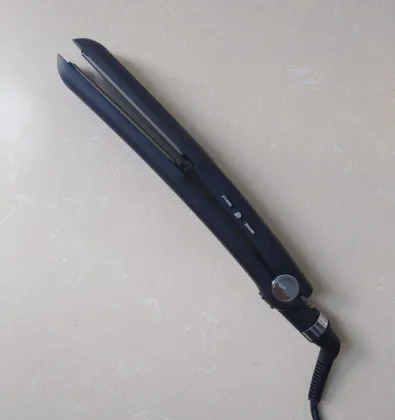 Pro Salon Different Hair Type Hair Straightener