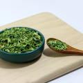 Dehydrated spinach with carefully selected materials