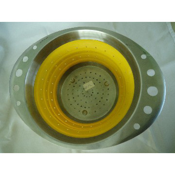 different colourful silicone filter basket