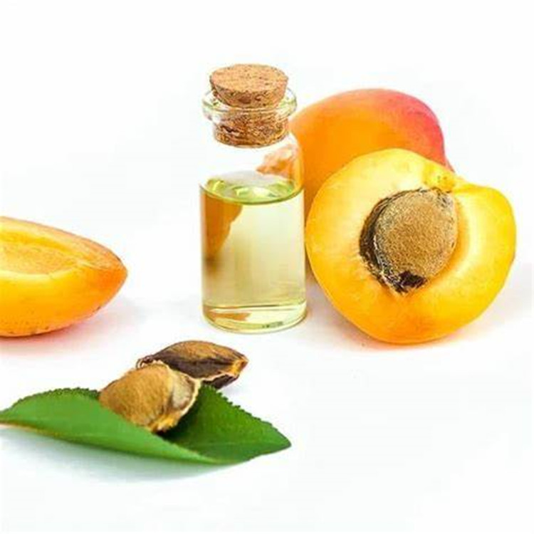 pure natural Apricot oil
