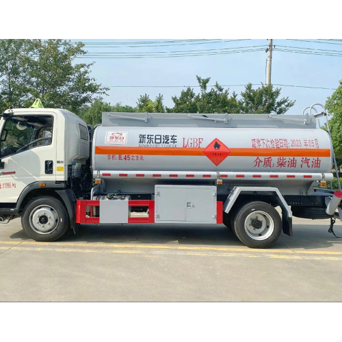 Sinotruck Howo 6000 литров Транспортный резервуар для топливного транспорта