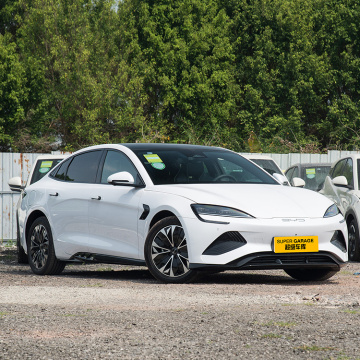 BYD SEAL 700 km de alcance acelera de 100 km em 3,8 segundos