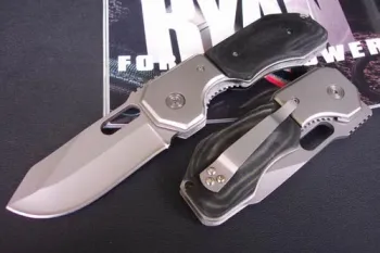 satin finish plain edge blade pocket knife w/meatl liner and micarta scales inlay handle