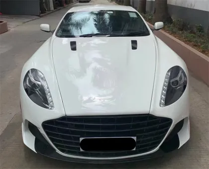 High Quality Dry Carbon Fiber Engine Hood for Aston Martin DB9 Body Kit