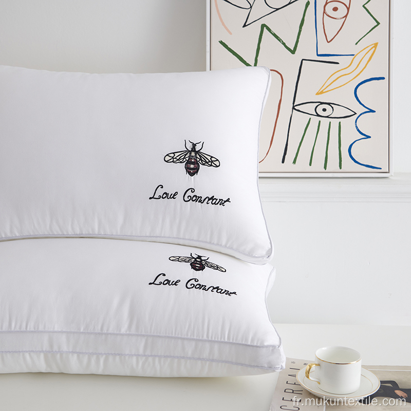 Nouvelle Arrivée Soft Polyester bon marché Coussin d&#39;hôtel en gros