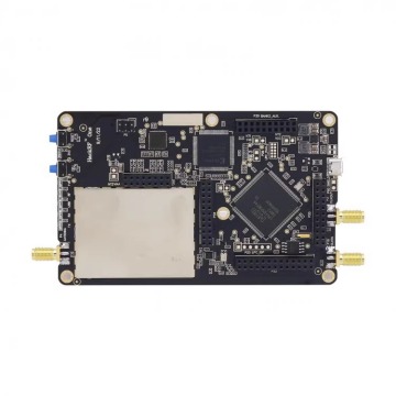 オープンソースSDRプラットフォーム：HackRF One R9 R10（1MHz-6GHz）開発ボード