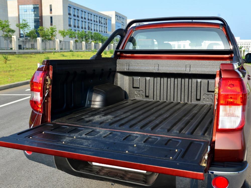 Dongfeng Pickup P22 Diesel التقاط DFAC Truck Hand Drive Truck