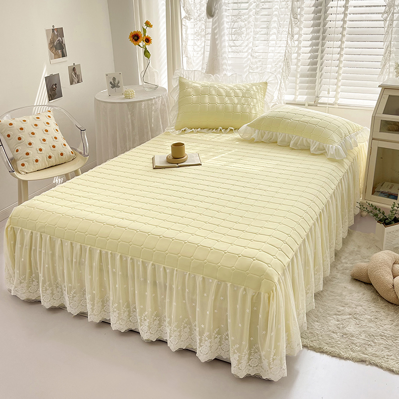 Lace Ruffled Bed Skirt 5 Jpg