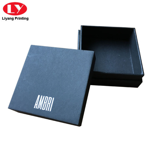 Luxury Small Black Match Box con logotipo blanco