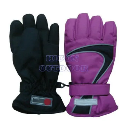 Fashionable Children ski gloves