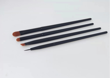 2022 NOUVEAU ESE BLACK ESE ENVIL ET BRESSION DE BROSSE DE REFORME SÉCUNION 4PCS