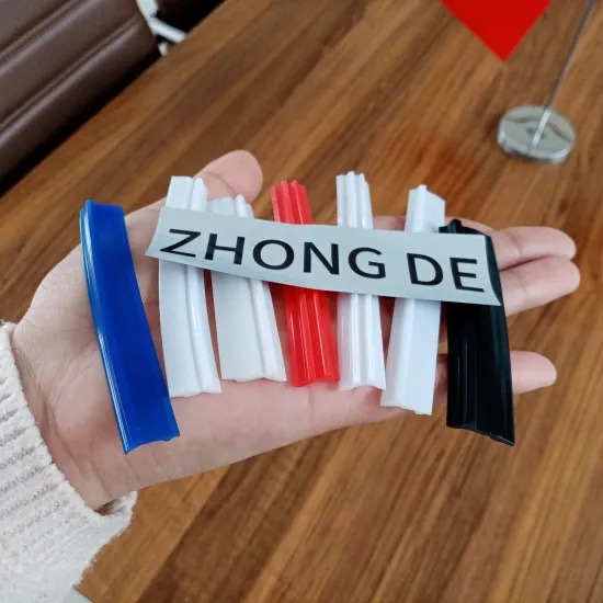 High Quality Guide Way C2 Red White Wipers with PU Lips for Steel Telescopic Cover