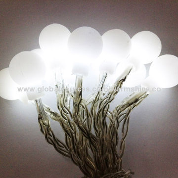 Colder White Christmas Ball Lights, 50,000 Hours Lifespan, 9cm Bulb Distance