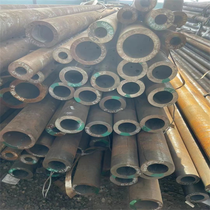 ASTM4140 42Crmo سبيكة الصلب أنبوب مستدير