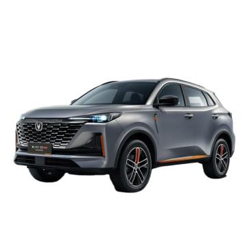 2023 5 sièges Changan CS55 plus véhicule à carburant