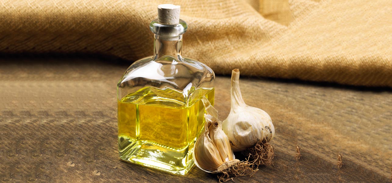 Benefits-Of-Garlic-Oil