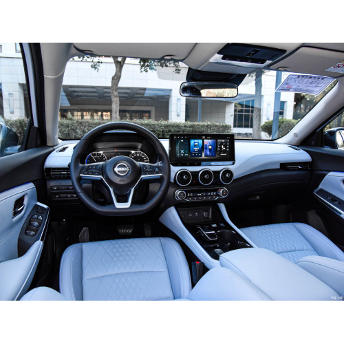 Се продава супер хибриден електричен автомобил Nissan Sylphy