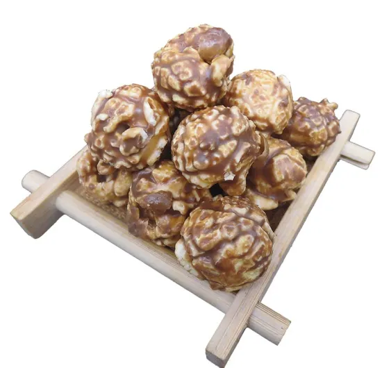 Popcorn machine for popcorn coating and core filling