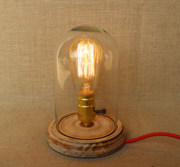 Holzholztischlampe des chinesischen Herstellers mit klarem Glasschatten: Eine künstlerische Ergänzung zur Innenausstattung