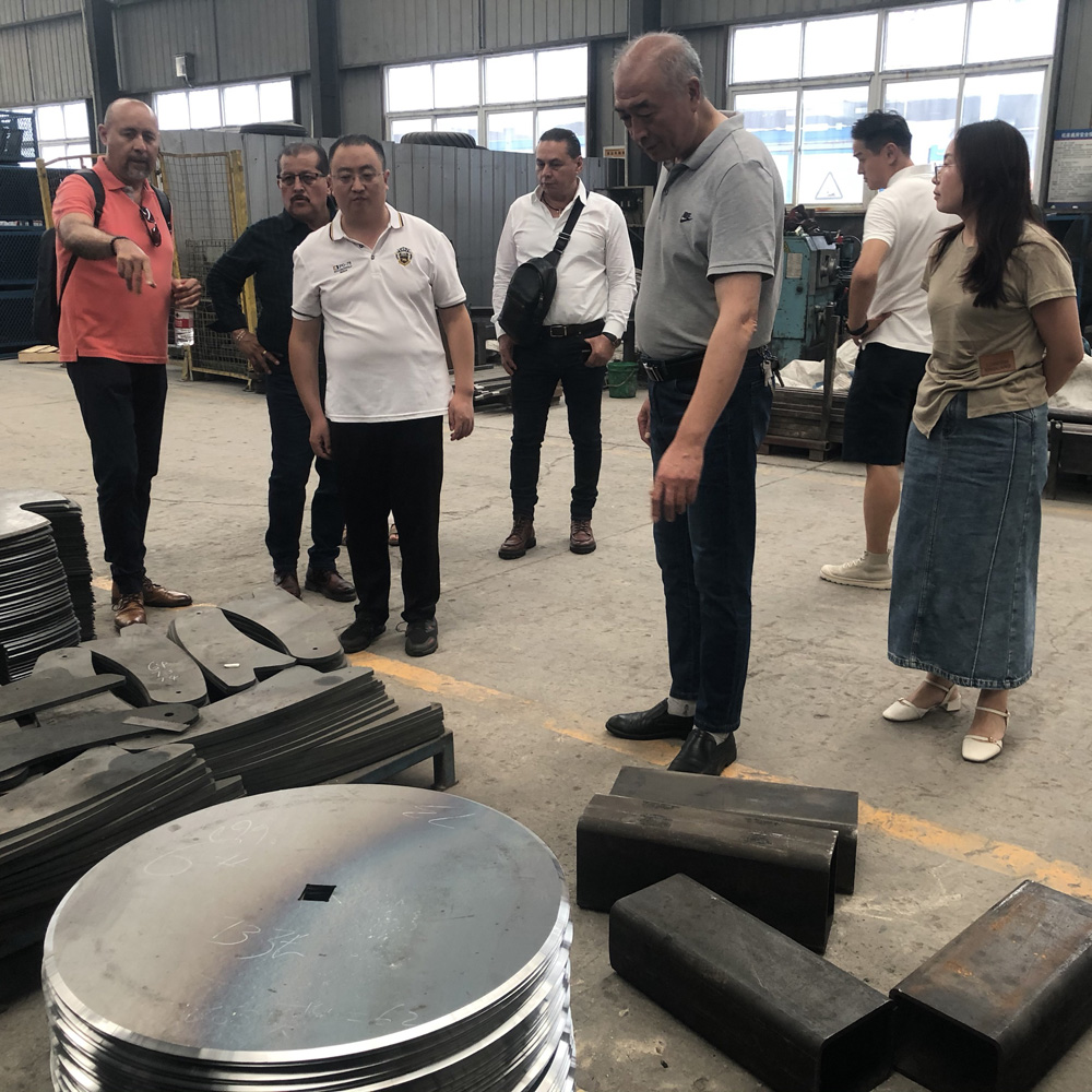 c6f7ebaf-7db3-4a66-b0fa-957a4b307994