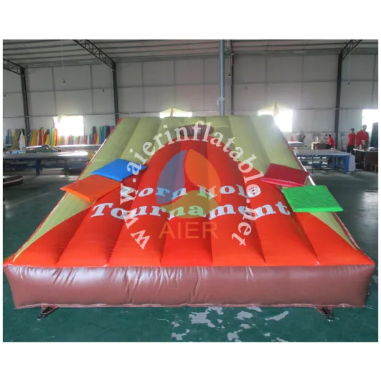 2017 Aier Cheap Giamt inflatable corn hole sport game