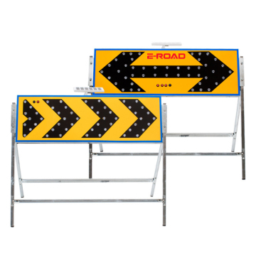 LED Solar Flashing Arrow Sign Light for Safety Safety