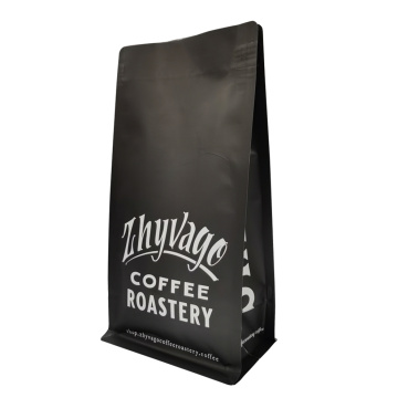 Метализирана чанта от матово черно кафе за печене на какаови зърна