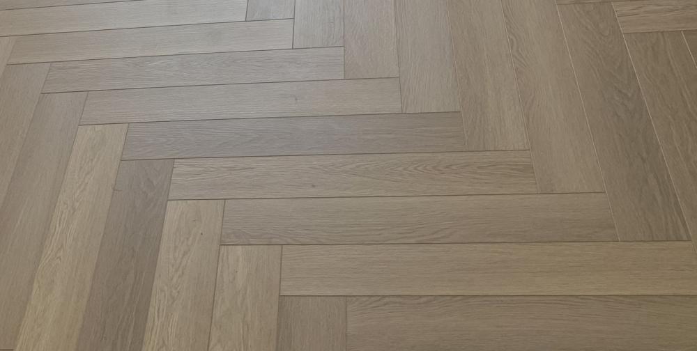 Vietnam Herringbone Tiles Plastic Plank Vinyl SPC Flooring