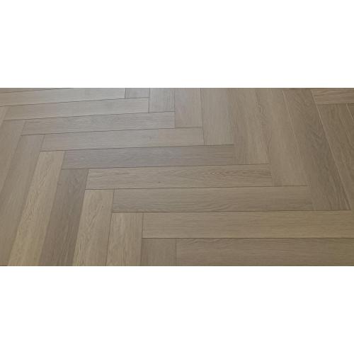 Vietnam Herringbone Tiles Plastic Plank Vinyl Spc Flooring