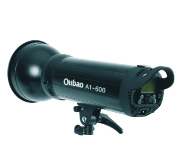 OUBBAO A1-300W: Erschwingliche Blitzblitz des Leuchtstudios für Strobe Photography